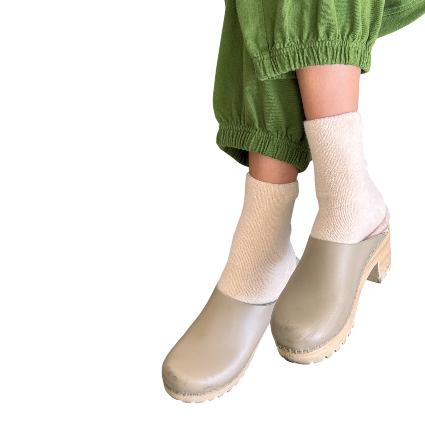 Cloud Socks in Ecru